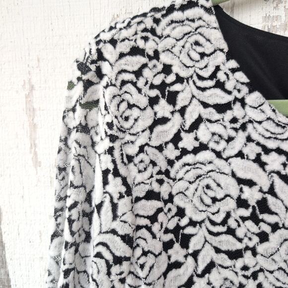 Chico's Rose VelvetBurnout Jaquard LanternSleeve Delicate Romantic Top Women's L - Picture 6 of 13